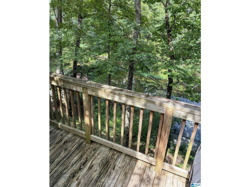 A cozy cottage with a waterfront view. Who could ask for - photo 23