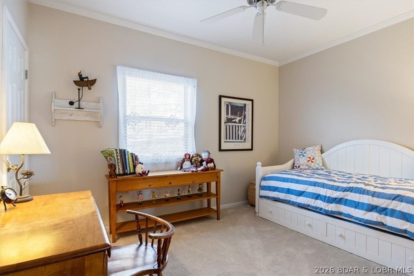 MOTIVATED SELLER! Welcome to easy lake living! This beautifully - photo 21