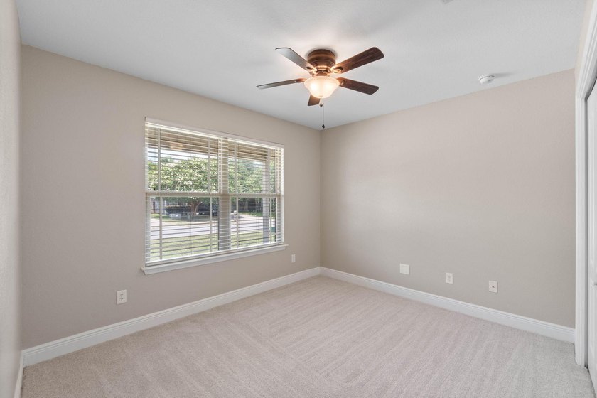Move-in ready and built in 2014, this charming patio home offers - photo 21