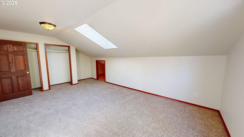 Stunning Mountain Views, Thoughtful Updates &amp; Room to - photo 34