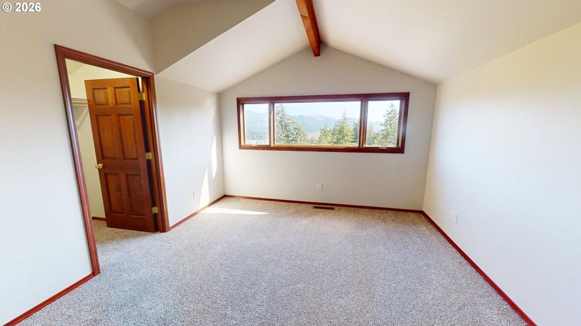 Stunning Mountain Views, Thoughtful Updates &amp; Room to - photo 39