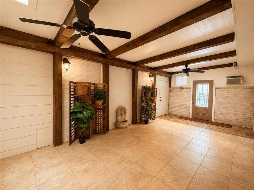 Welcome to this nicely maintained townhome in Carriage Park! As - photo 35