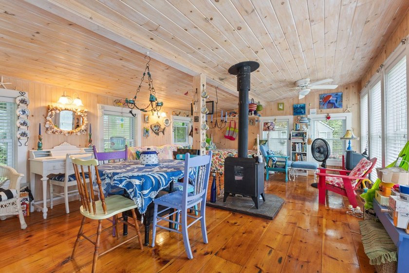 Enjoy waterfront living on Cobbossee Lake with the convenience - photo 7