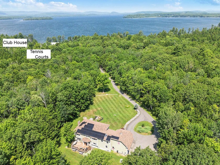 EXTRAORDINARY CUSTOM-BUILT HOME ON 10.68 PRIVATE ACRES WITH - photo 2