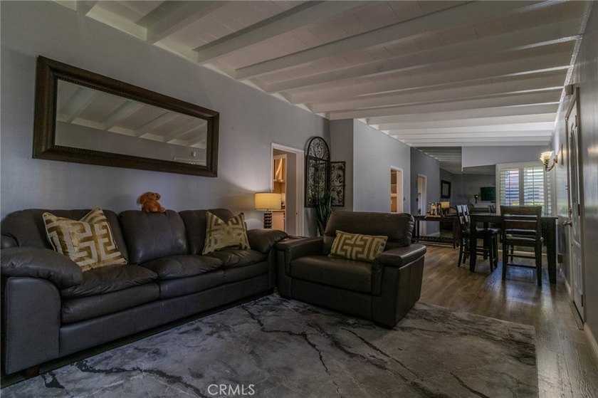 Welcome to this beautiful lifestyle home in the heart of North - photo 6