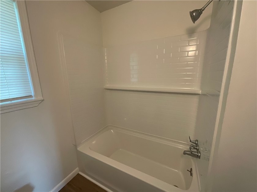 Affordable, updated, and situated on an oversized 0.26-acre lot! - photo 23