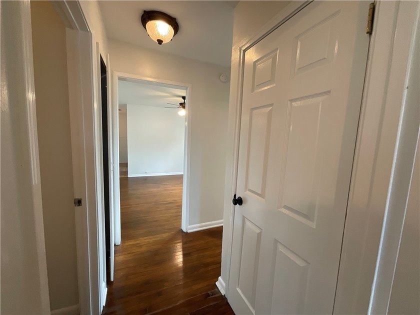 Affordable, updated, and situated on an oversized 0.26-acre lot! - photo 27