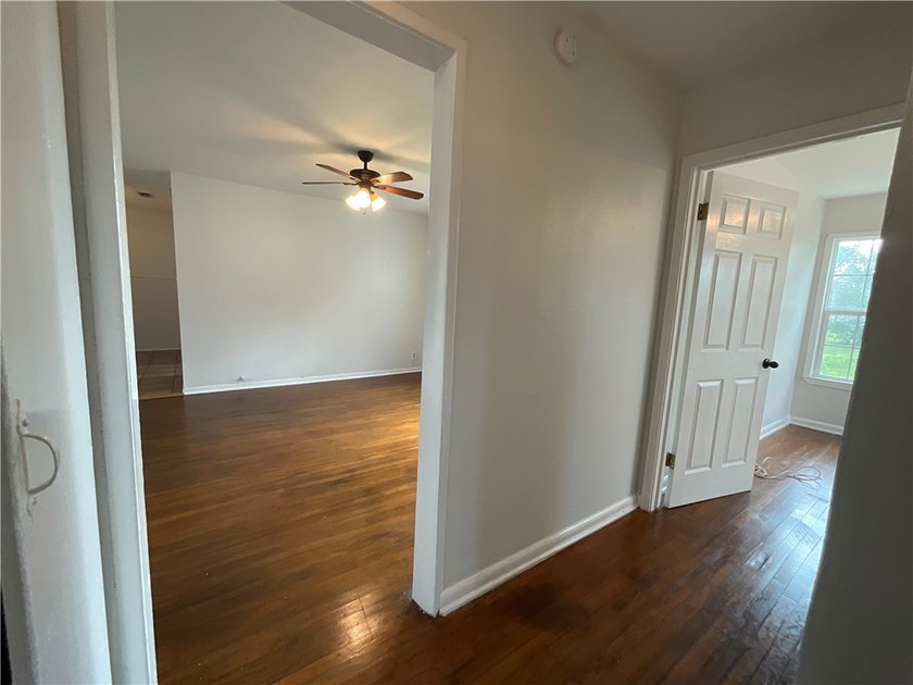 Affordable, updated, and situated on an oversized 0.26-acre lot! - photo 32