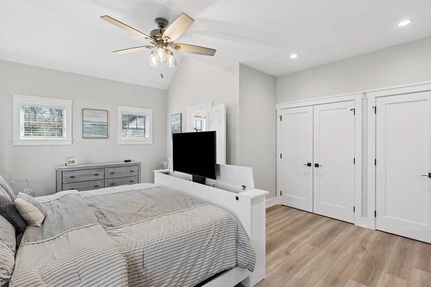 Welcome to your dream home, newly constructed in 2024, offering - photo 9