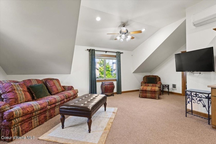 Wake each morning to breathtaking, front-row river views from - photo 50