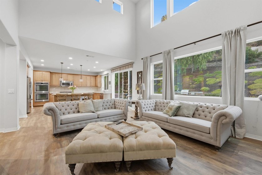 Experience refined living in the exclusive gated Masters - photo 16