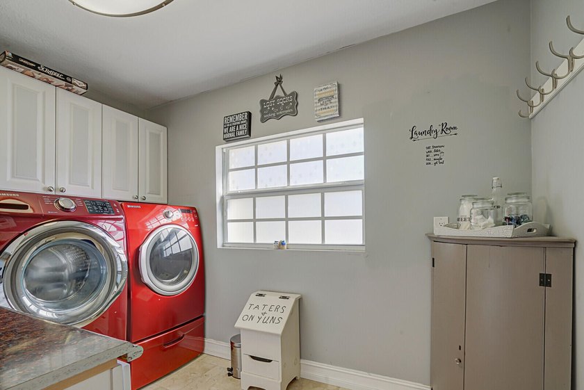 Welcome to your forever home! Very well-maintained, two story - photo 25