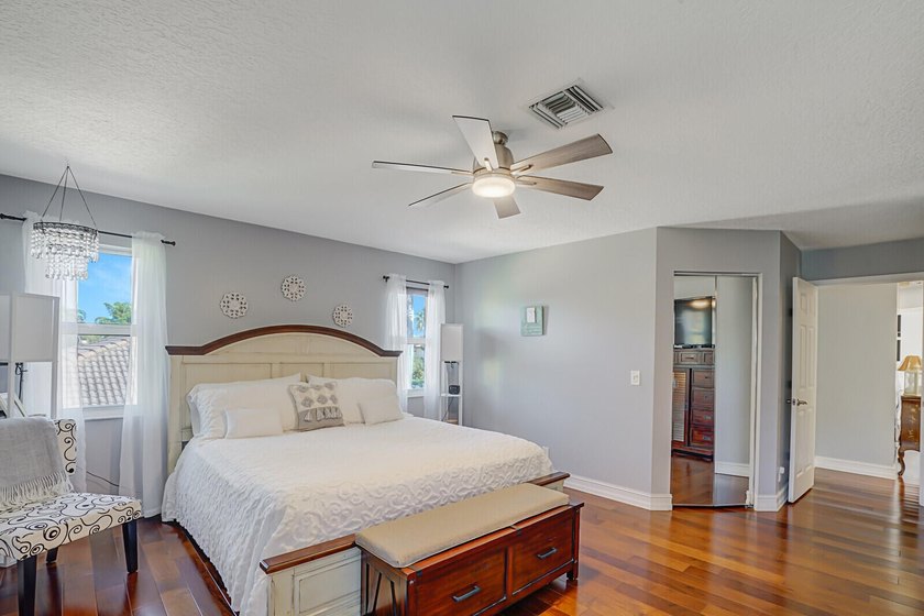 Welcome to your forever home! Very well-maintained, two story - photo 34