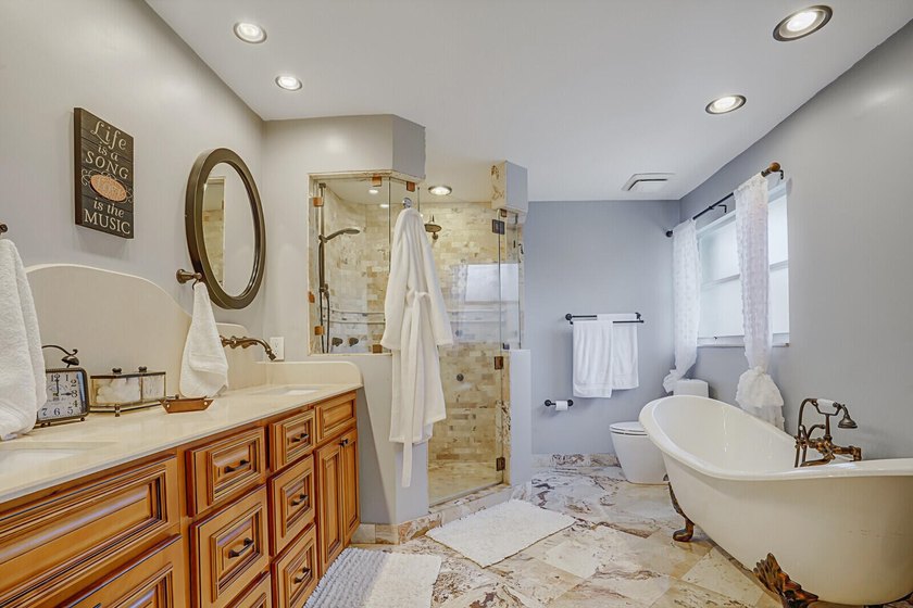 Welcome to your forever home! Very well-maintained, two story - photo 36