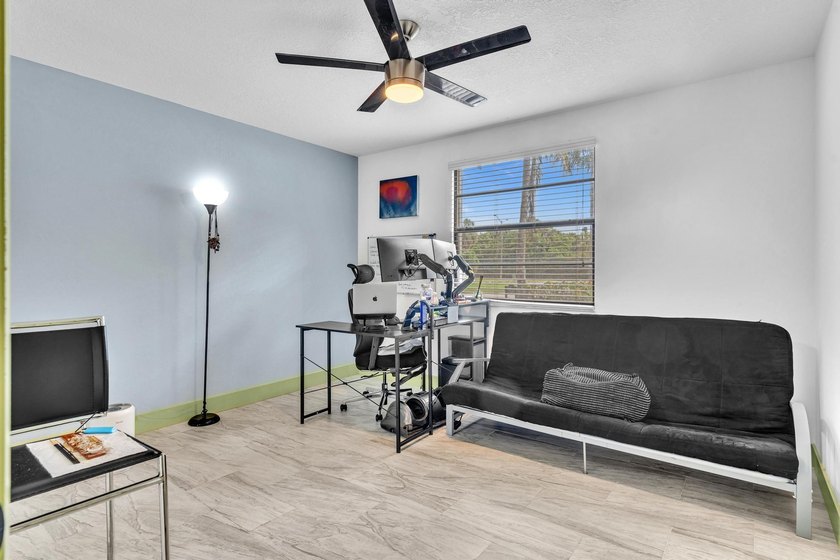 CORNER UNIT GROUND FLOOR, 2 BEDROOM, 2 FULL BATHROOMS PLUS A DEN - photo 19