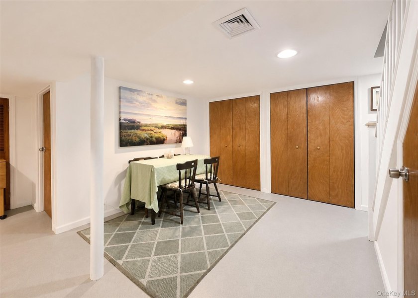 This Lovely 12 Room Ranch Is Privately Nestled In A Beautiful - photo 16