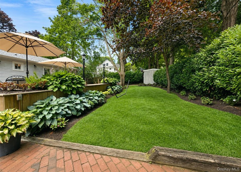 This Lovely 12 Room Ranch Is Privately Nestled In A Beautiful - photo 22