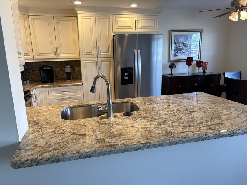 Discover this well-appointed two-bedroom, two-bathroom - photo 3