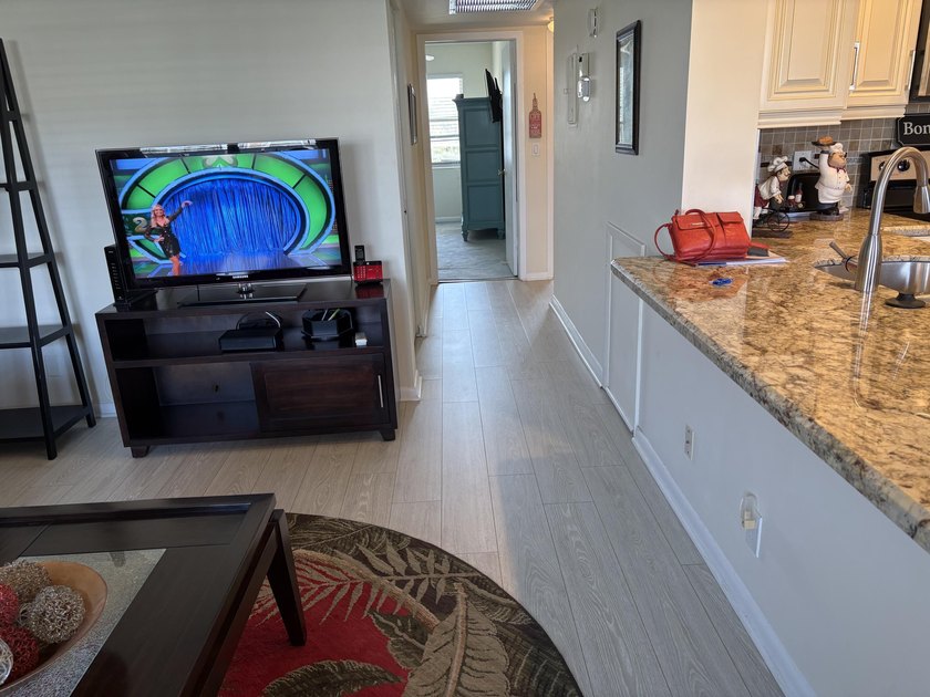 Discover this well-appointed two-bedroom, two-bathroom - photo 10