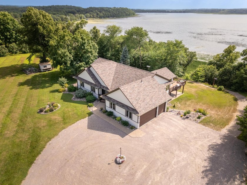 Enjoy peaceful lake living on beautiful Big Swan Lake with over - photo 13