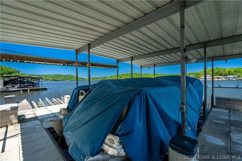 Tucked away on the sought-after Little Niangua Arm, this 3 bed - photo 44
