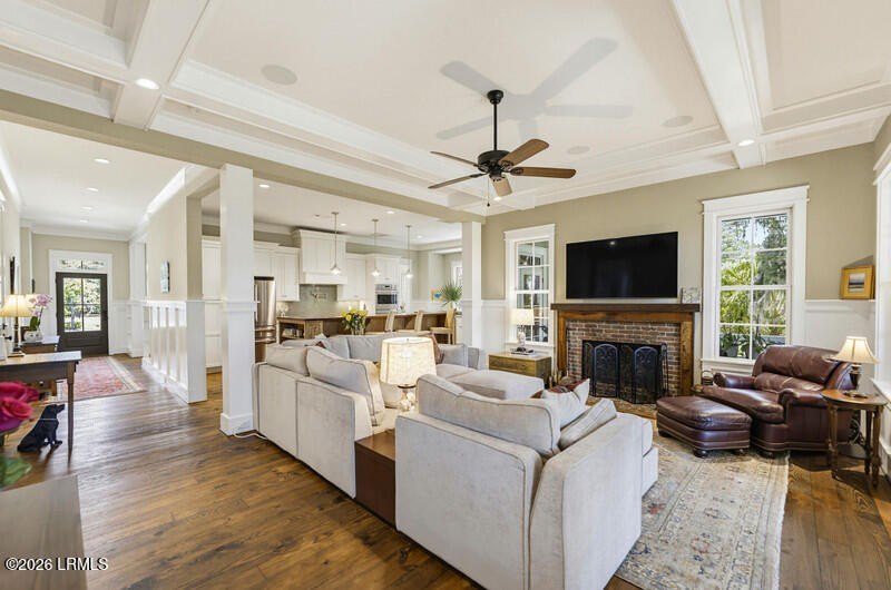 Custom Lowcountry living on the Beaufort River, impeccably - photo 15