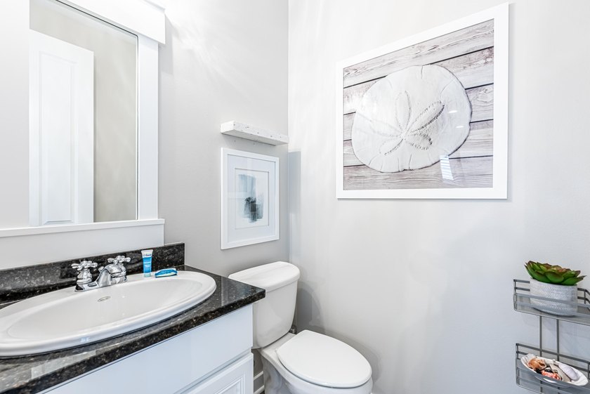 Calling all investors! This renovated Laurel Grove cottage - photo 22
