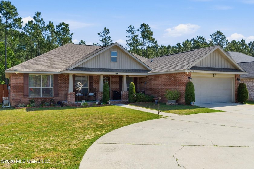 Move-in ready home in the heart of Ocean Springs! This 3-bedroom - photo 33