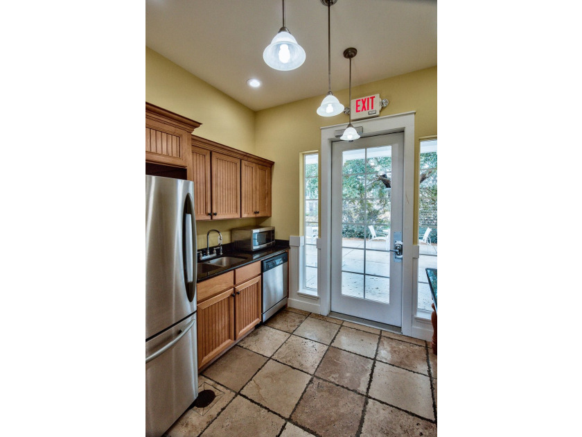 Calling all investors! This renovated Laurel Grove cottage - photo 41