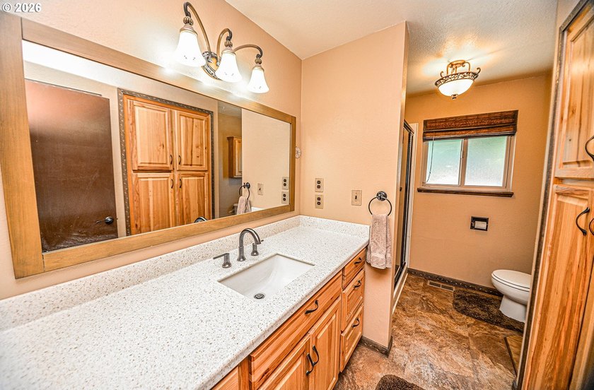 Everything your looking for is here! Private setting with - photo 16