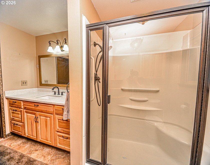 Everything your looking for is here! Private setting with - photo 17