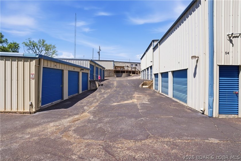 Positioned in a prime location on Osage Beach Parkway, this - photo 12