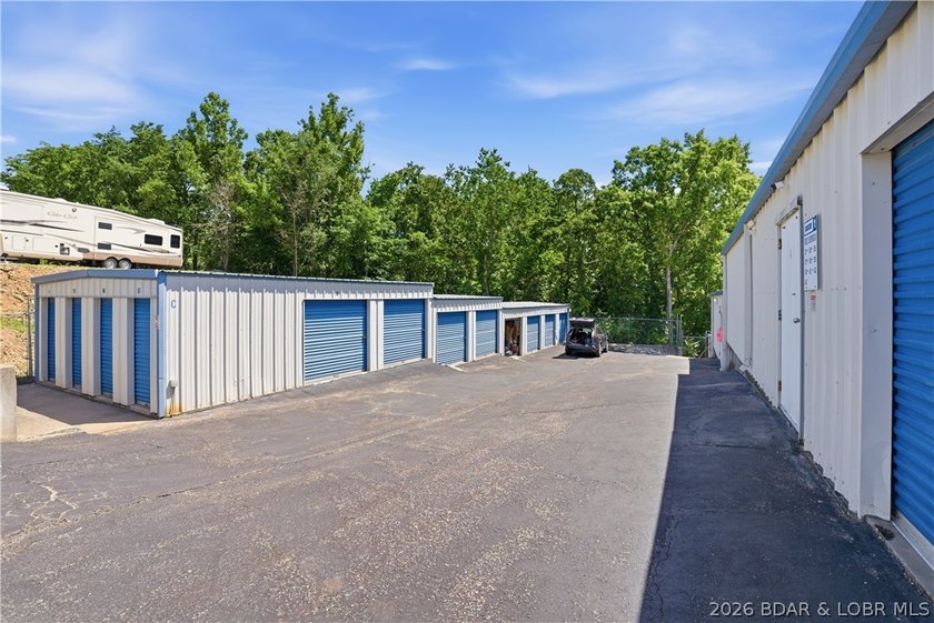 Positioned in a prime location on Osage Beach Parkway, this - photo 14