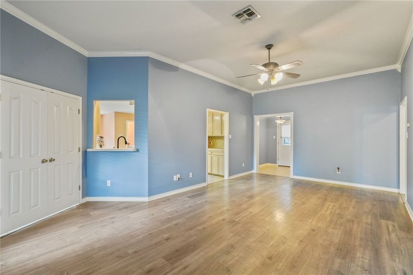Welcome to this inviting three bedroom, two bathroom home with a - photo 5