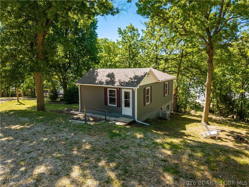 Beautifully updated 2-bedroom home sits on a nearly half-acre - photo 32