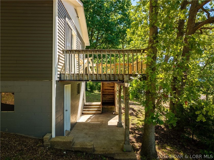 Beautifully updated 2-bedroom home sits on a nearly half-acre - photo 40