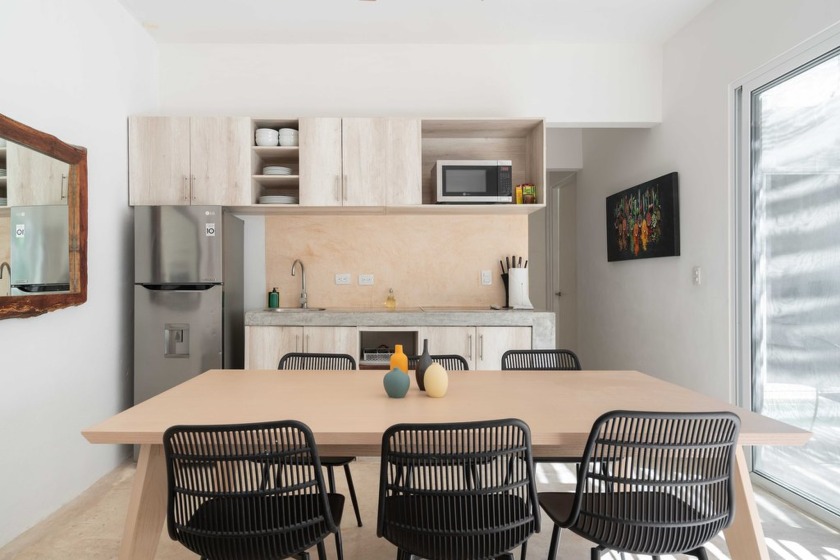 Welcome to Oasis Serenity, a beautifully designed 3-bedroom - photo 6