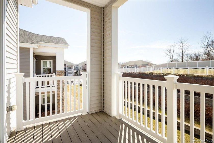 Luxurious Resort Style Living At The Seasons Elwood! Upscale 55+ - photo 28