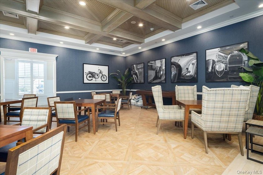 Luxurious Resort Style Living At The Seasons Elwood! Upscale 55+ - photo 37