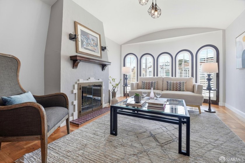 This is an excellent opportunity to live in a charming home - photo 13