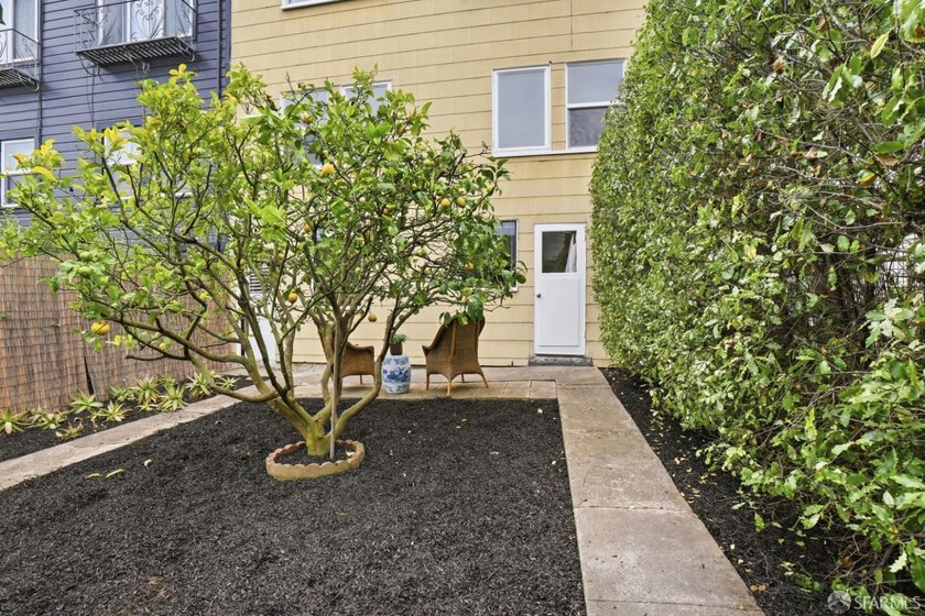 This is an excellent opportunity to live in a charming home - photo 47