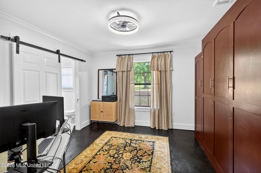 PRICED UNDER APPRAISAL VALUE - DON'T MISS THIS INCREDIBLE - photo 39