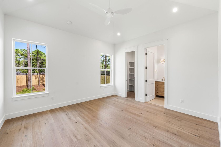 Brand new construction in the heart of Santa Rosa Beach, 65 K - photo 17