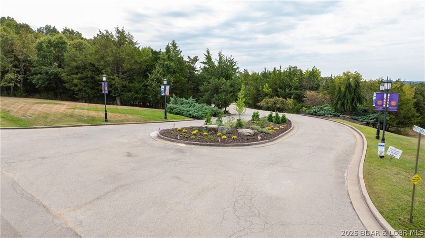 Offering almost 5 acres and 220' of shoreline, this double lot - photo 25