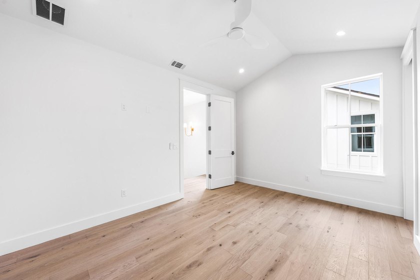 Brand new construction in the heart of Santa Rosa Beach, 65 K - photo 29