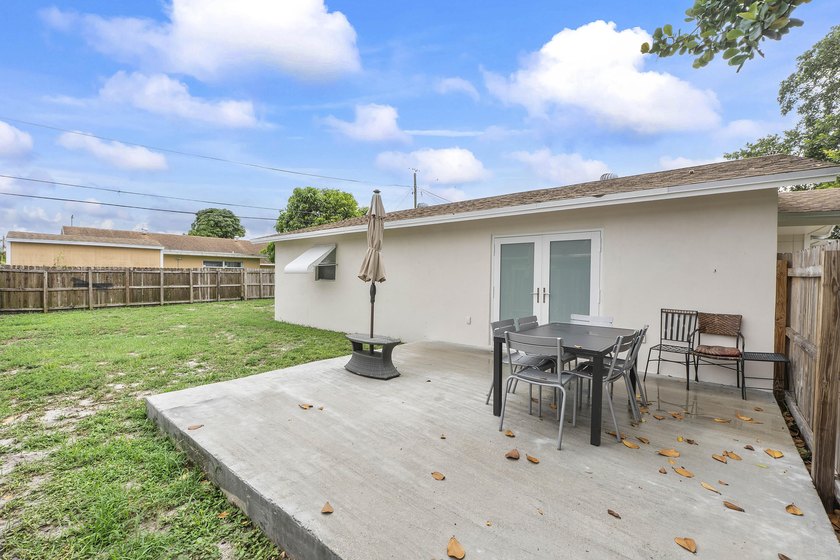 Beautiful and versatile property located in a quiet no-HOA - photo 33