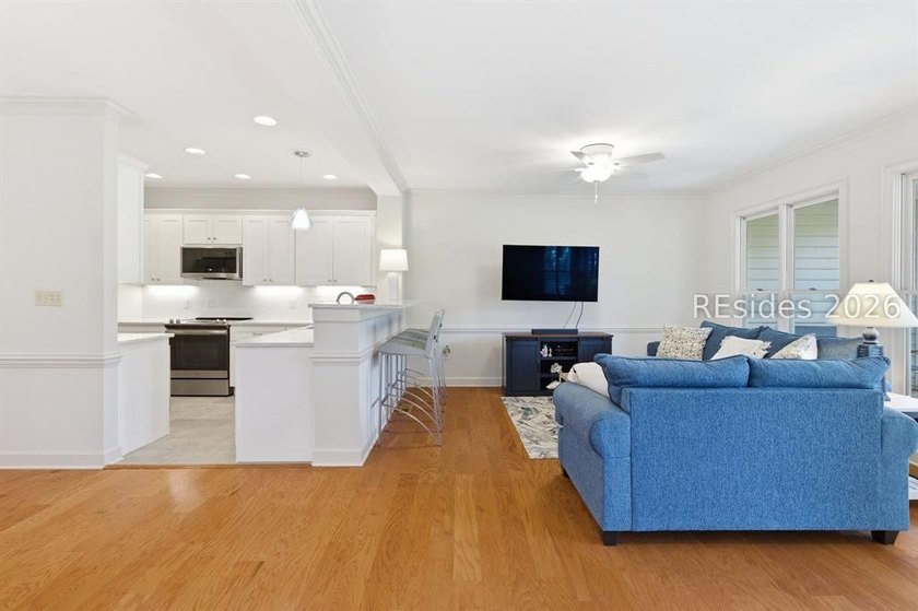 RARE 4-Bedroom - 3 Bathroom End-Unit Townhome with VIEWS of - photo 13