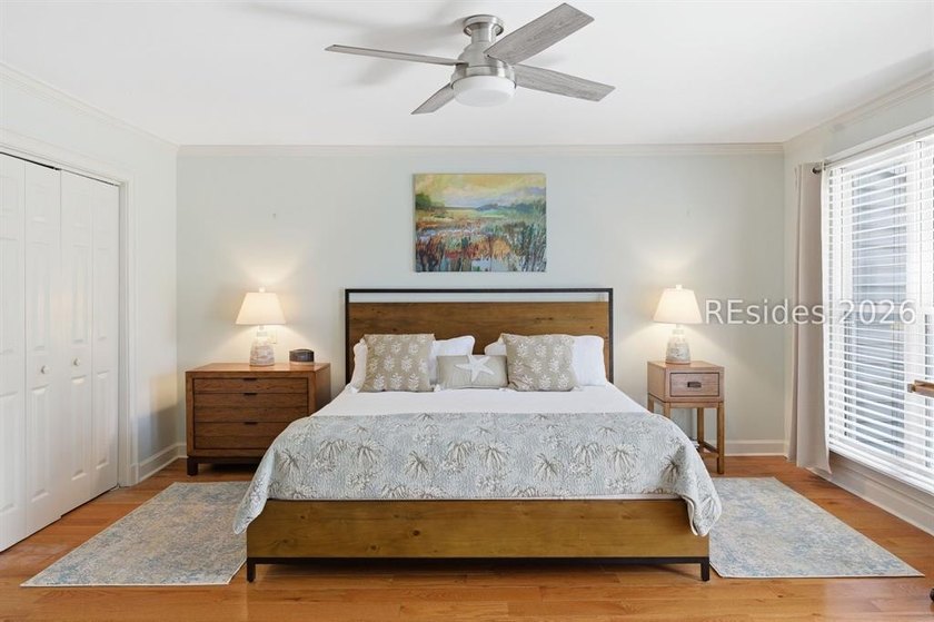 RARE 4-Bedroom - 3 Bathroom End-Unit Townhome with VIEWS of - photo 20