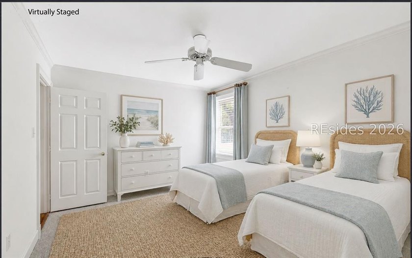 RARE 4-Bedroom - 3 Bathroom End-Unit Townhome with VIEWS of - photo 29