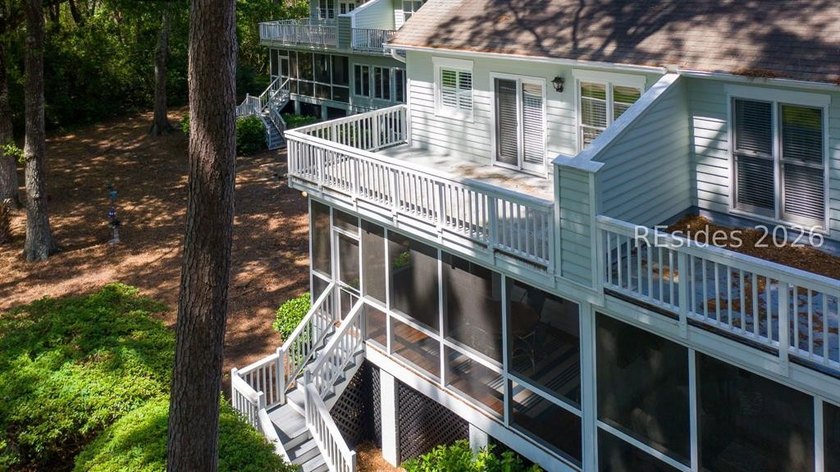 RARE 4-Bedroom - 3 Bathroom End-Unit Townhome with VIEWS of - photo 42
